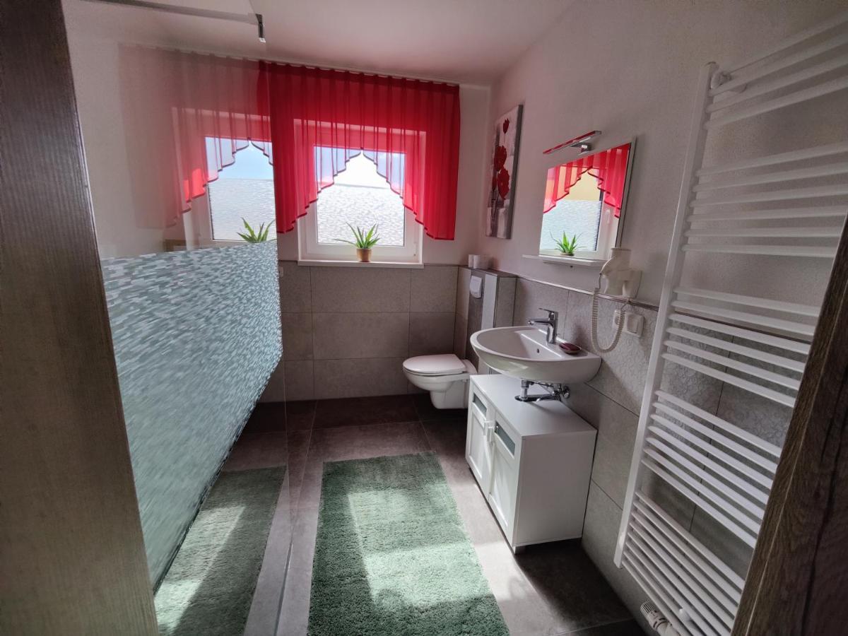 Ferienwohnung Elisabeth 1 กุนเซนเฮาเซิน ภายนอก รูปภาพ